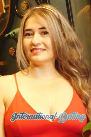 216801 - Elcy Age: 44 - Colombia