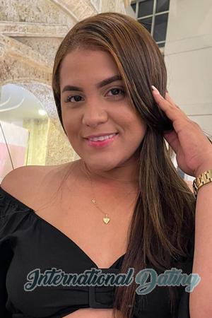 216901 - Julieth Age: 30 - Colombia