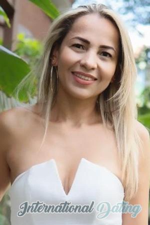 217040 - Gloria Elena Age: 43 - Colombia
