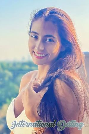 217101 - Paola Age: 32 - Colombia