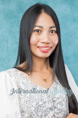 217786 - Sirikarn Age: 40 - Thailand