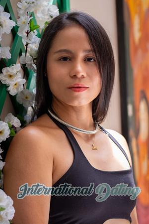 218770 - Jeniffer Age: 42 - Colombia