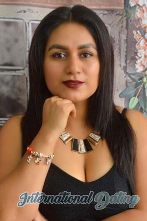 219502 - Yuliana Age: 34 - Peru