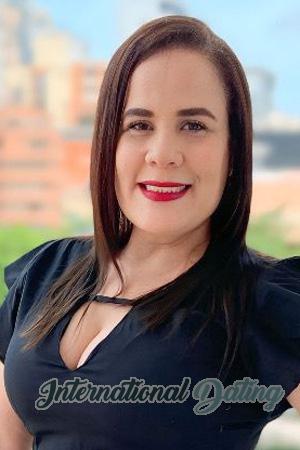 220033 - Lina Age: 45 - Colombia