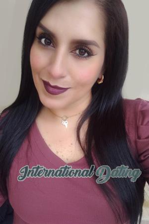 221032 - Vanessa Age: 45 - Peru