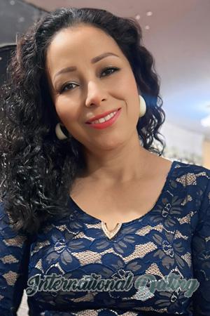 221243 - Mariela Age: 46 - Peru