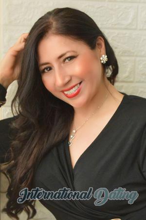 221250 - Milagros Age: 56 - Peru