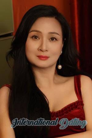 221577 - Jacelyn Age: 53 - China