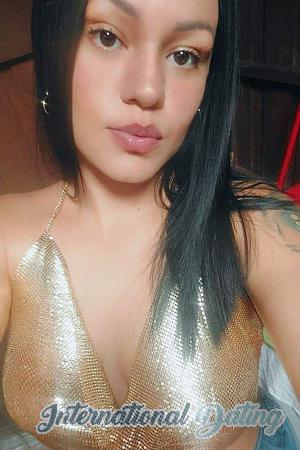 222719 - Hazel Age: 32 - Costa Rica