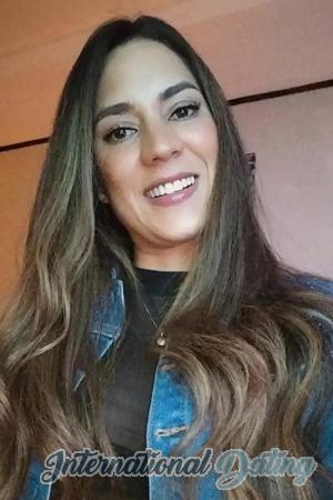 223221 - Maria Fernanda Age: 29 - Costa Rica