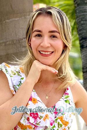 223719 - Tatiana Age: 40 - Colombia