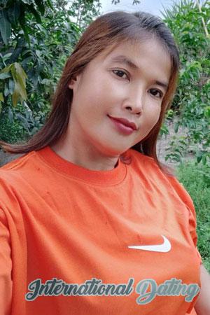 224011 - Puthea Age: 41 - Cambodia