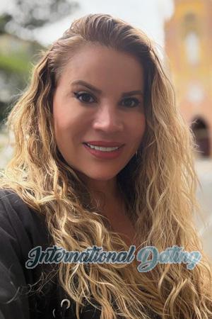 224082 - Sandra Age: 51 - Colombia