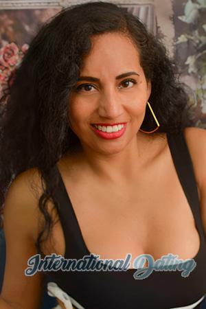 224282 - Barbara Age: 36 - Peru