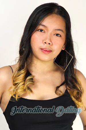 224639 - Eluisa Carbelle Age: 22 - Philippines