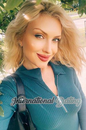 224651 - Alla Age: 45 - Ukraine