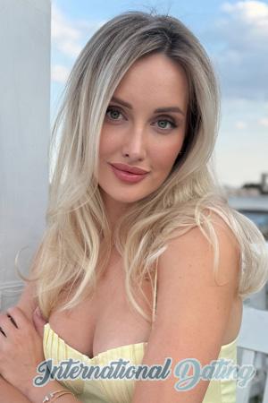 225182 - Viktoria Age: 33 - Ukraine