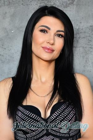 225257 - Yuliia Age: 47 - Ukraine