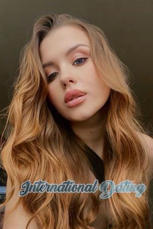 226295 - Viktoriia Age: 21 - Ukraine