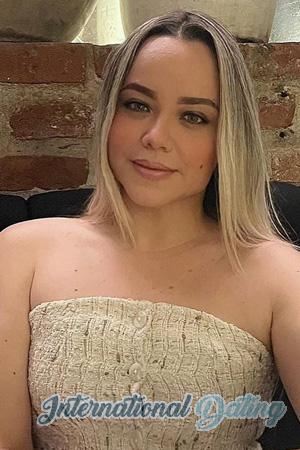 226413 - Iseth Age: 39 - Colombia