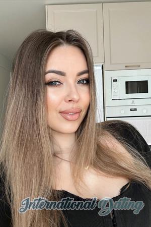 226770 - Khrystyna Age: 33 - Ukraine