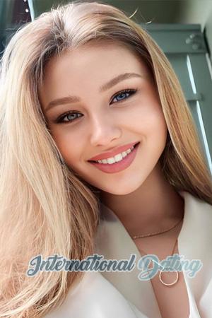 226919 - Kira Age: 19 - Ukraine