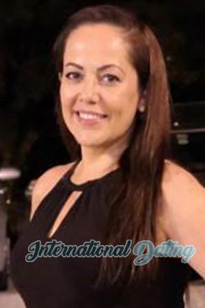 227131 - Hazel Age: 48 - Costa Rica