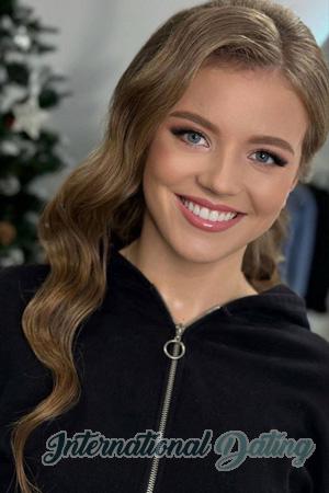 228055 - Yulia Age: 19 - Ukraine