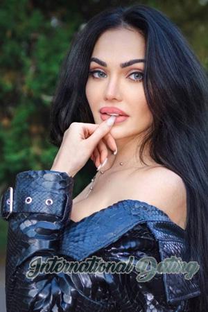 228182 - Svetlana Age: 44 - Ukraine