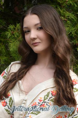 228185 - Sofia Age: 18 - Ukraine