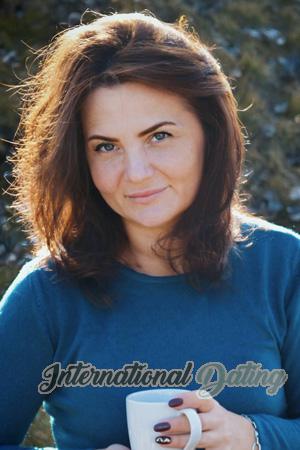 228204 - Oksana Age: 50 - Ukraine